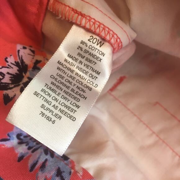 A.n.a Joanna floral twill shorts pink 20W - Picture 7 of 12